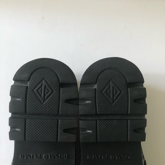 Donald Pliner Hope Loafers Black Patent Leather Croc Embossed Platform Size 8 - Picture 10 of 10